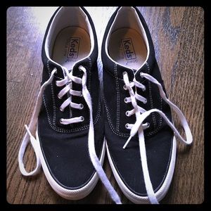 Black keds